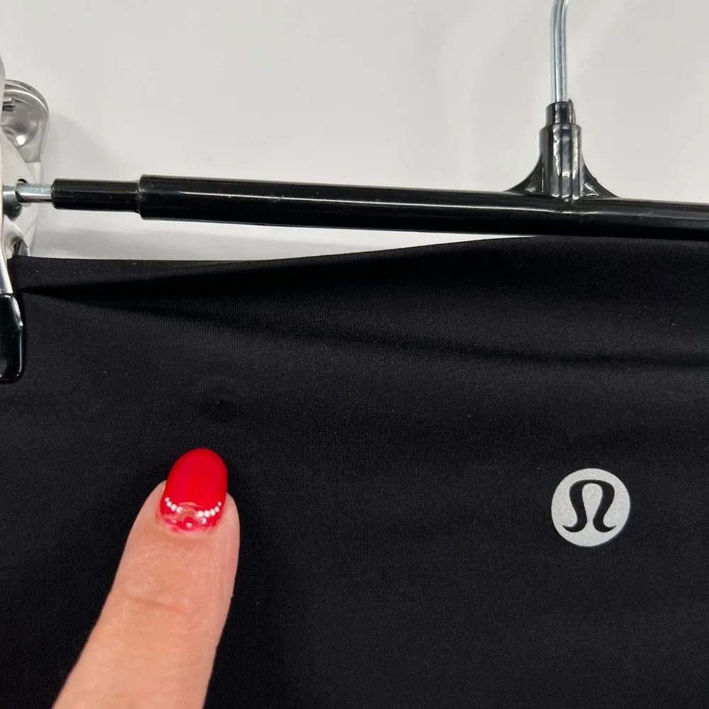 Lululemon Black Mesh Panel‎ Leggings Athletic Athleisure Yoga Pants Size 4